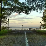 Dornbusch Mit Blick Aufs Steinhuder Meer, Parkplatz Inklusive