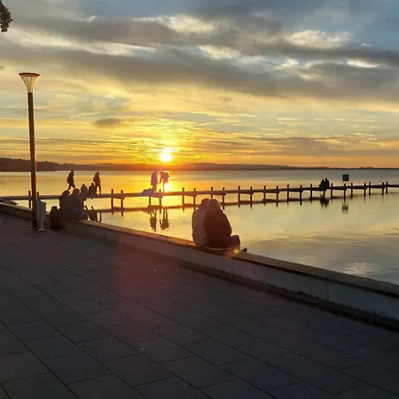 Dornbusch Mit Blick Aufs Steinhuder Meer, Parkplatz Inklusive Daire